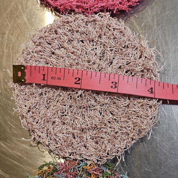Handmade Set of 3 Round Dish Scrubby Multicolor, Hot Pink, Dusty Pink 4in - Picture 4 of 5